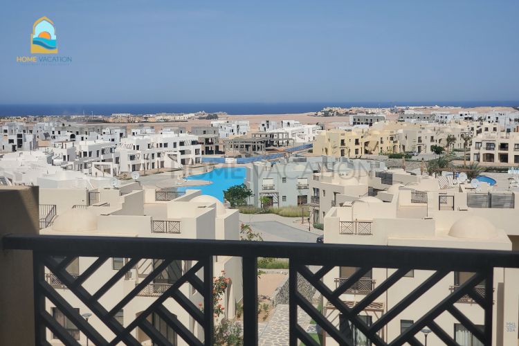 three bedroom apartment makadi phase 2 red sea egypt balcony (2)_b9638_lg